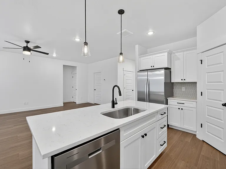 4709 S Heartwood Rd — Photo 8