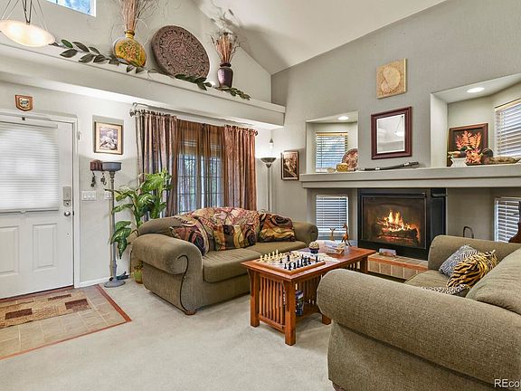 2nd image of 4810 Jebel St