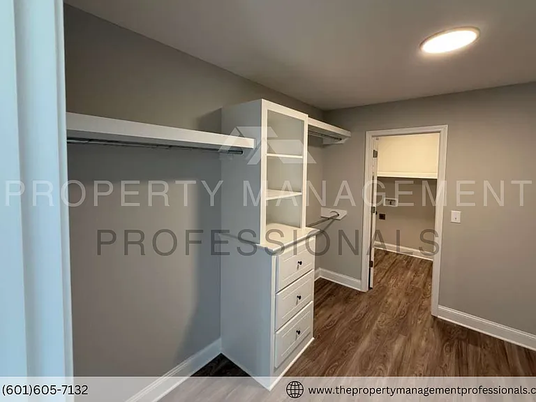 563 Patrick Farms Dr — Photo 21