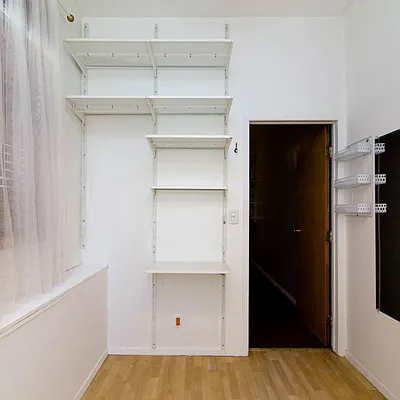 Rented by Nooklyn NYC LLC | media 24