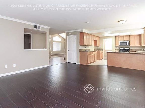 4th image of 8044 Wendover Dr