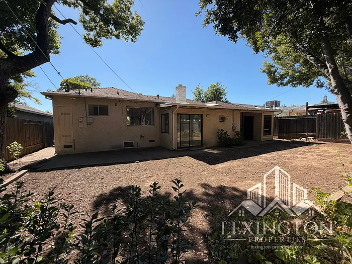 3561 David Way — Photo 12