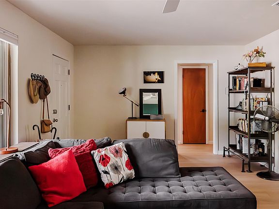 4th image of 1805 Northridge Dr