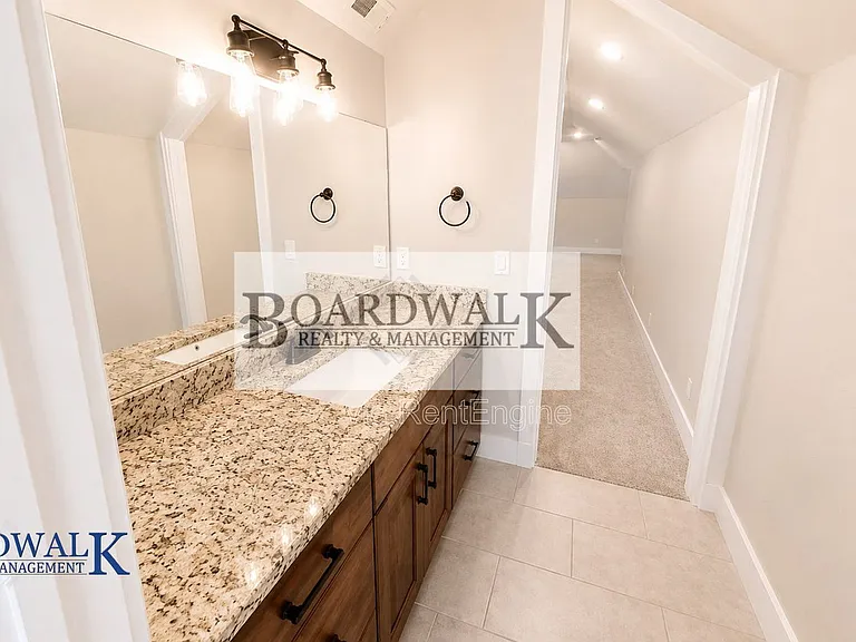 7778 N Center St #1 — Photo 20