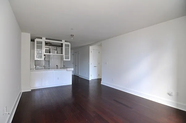 Rented by Nest Seekers International | media 33