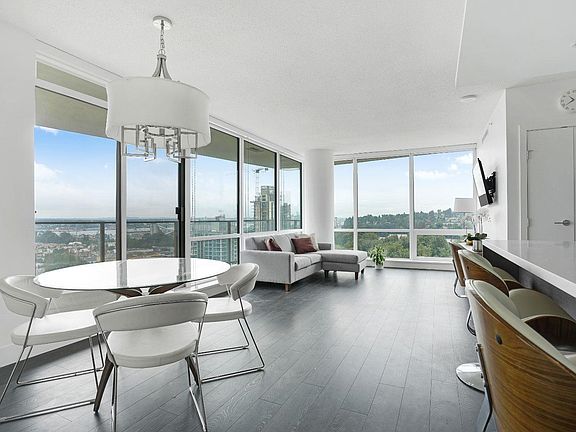 3rd image of 1550 Fern St #2107