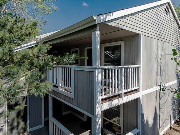 1439 Juniper St #12_0044 copy>