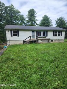 102 White Rd, Blooming Grove, PA, 18428