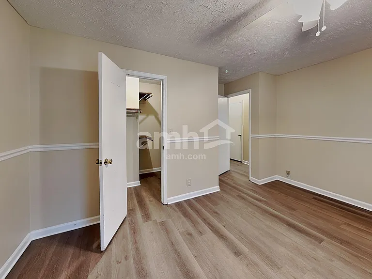 3664 Stonewall Dr NW — Photo 8