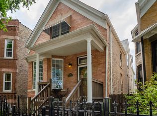 2708 N Sacramento Ave, Chicago, IL
