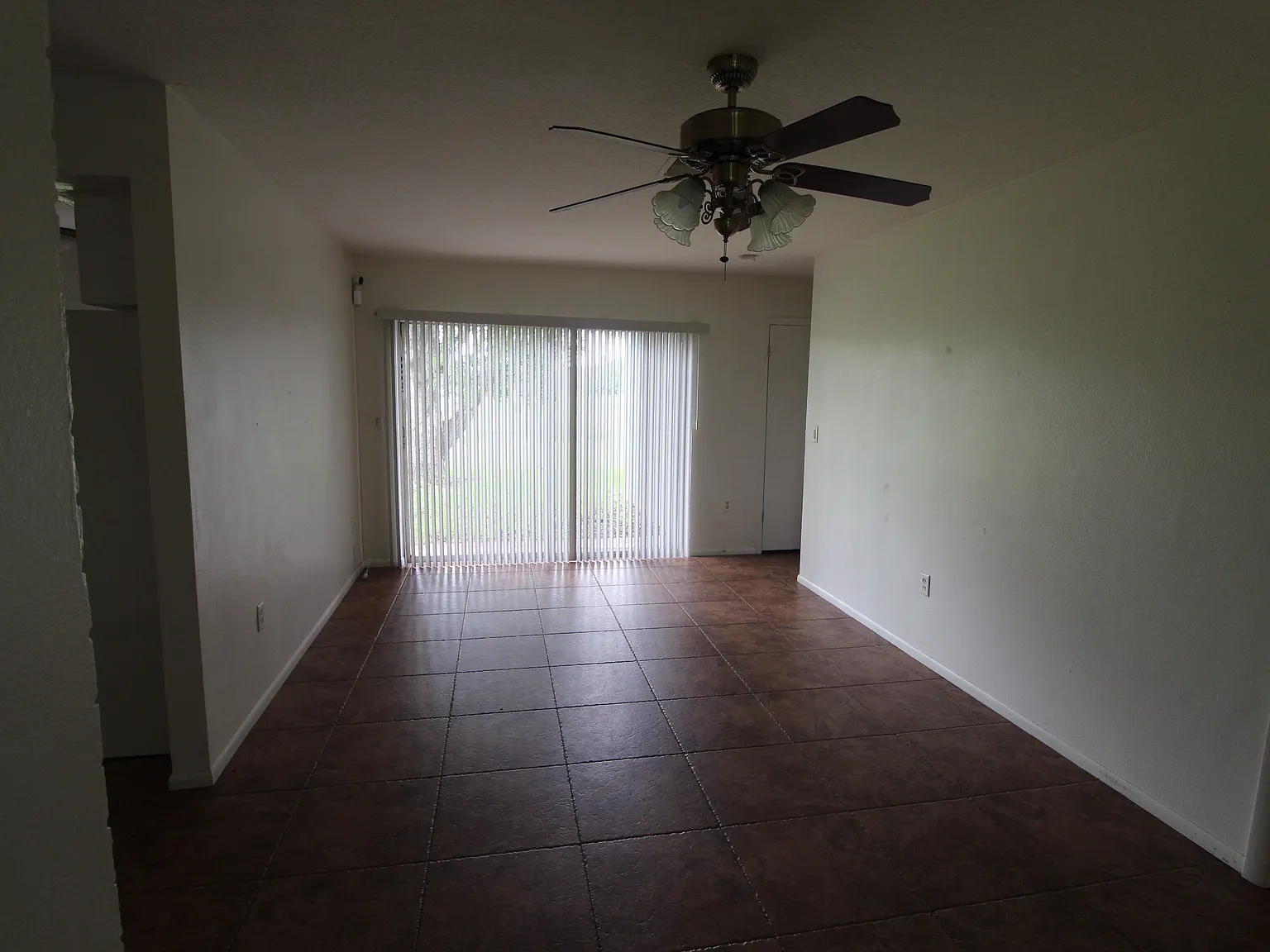 3 bed, 1749 sqft, $1,875 — Photo 4