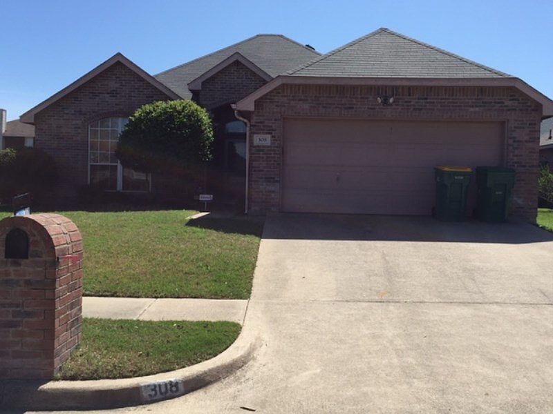 1st image of 308 W Willow Creek Dr
