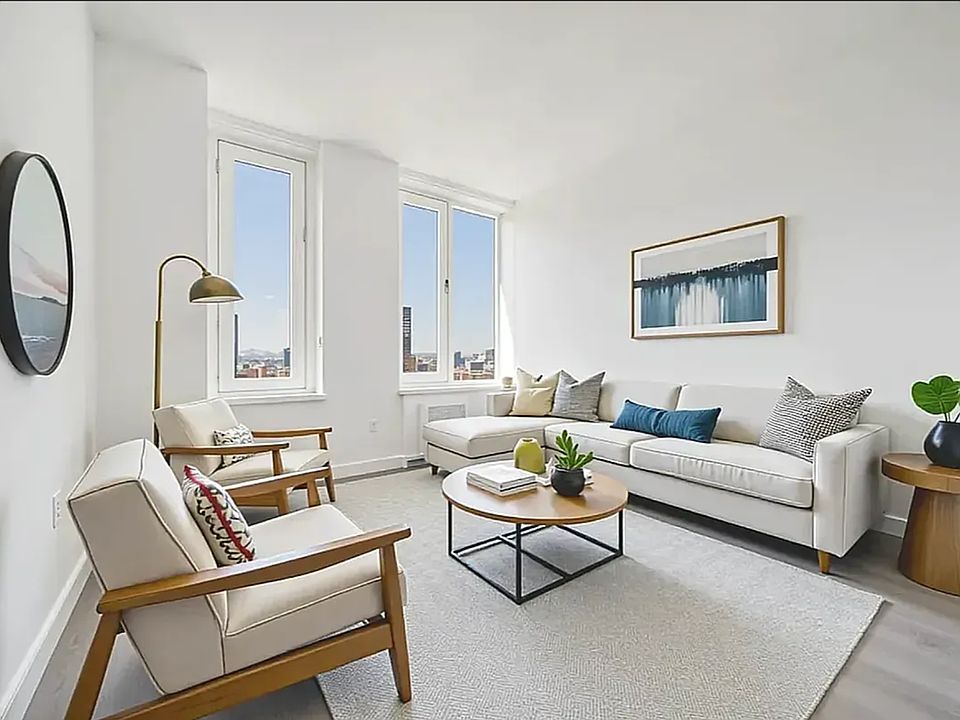 1st image of 2455 3rd Ave APT 8A