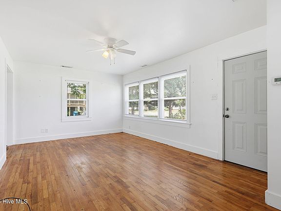 3rd image of 813 N 20th Street