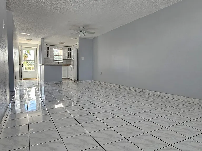 6340 Providence Cir #205 — Photo 22