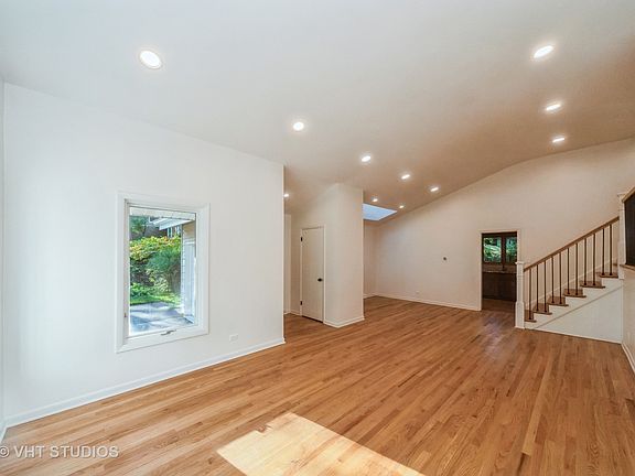 3rd image of 1316 Central Ave