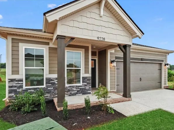 9228 Woodgate Cir, Alvaton, KY 42122