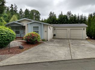 90 Green Meadows Dr, Sequim, WA 98382