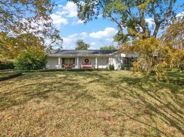 5490 N Caldwood Dr, Beaumont, TX 77707