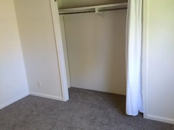 11012 Ginther Ct APT 2, Parma, MI 49269