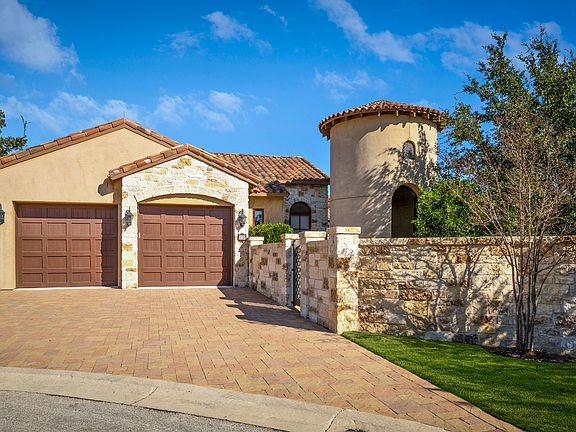 3rd image of 20 Vittoria Ridge