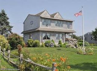 14 Washington Rd, Little Compton, RI 02837