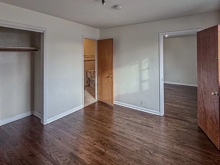 1014 Edwards St #2 — Photo 7