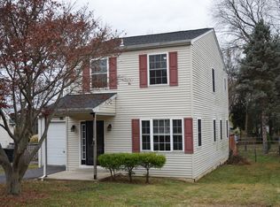 3011 Roberts Rd, Aston, PA 19014