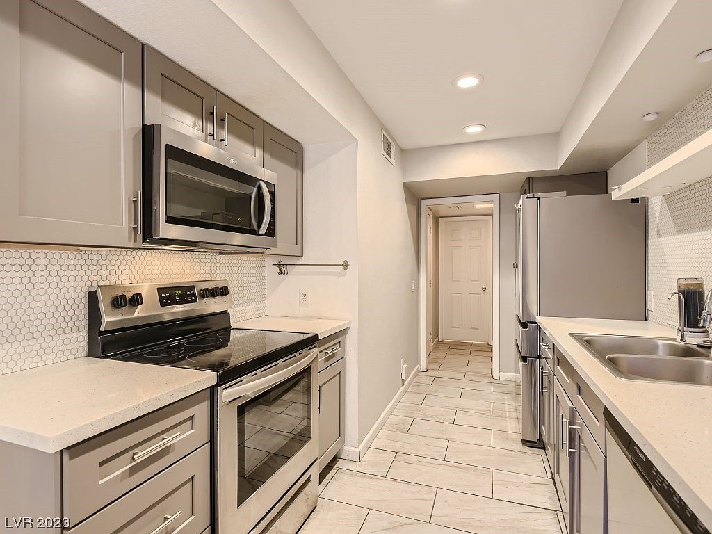 4557 Sirius Ave, Winchester, NV 89102 Zillow