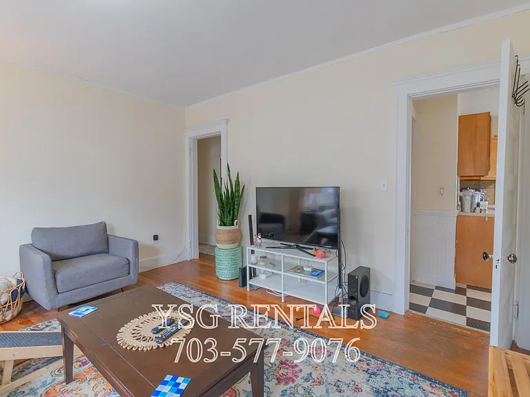 40 Easton St #3 — Photo 33