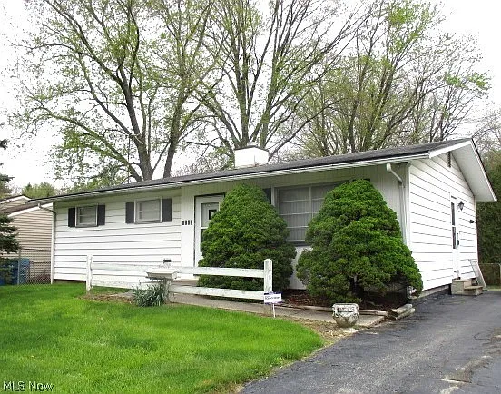 1243 Keefer Rd photo 1
