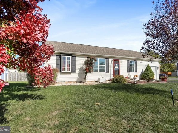 123 Piping Plover Way, Martinsburg, WV 25405