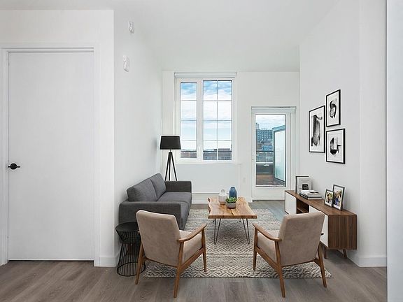 3rd image of 1856 Park Ave #9C