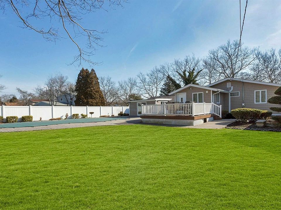 9 Lauren Ave, Dix Hills, NY 11746 Zillow
