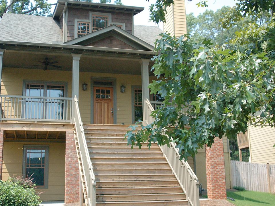 This FULLY FURNISHED 5 BR / 3 BA 2800 sq ft Craftsman home sleeps up to 10 people on comfy Memory Foam Gel mattresses on all beds! The rent includes Fiber Internet, Cable, Lawn Care, and Water.