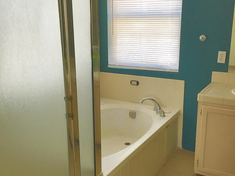 6665 Goldencreek Way — Photo 19