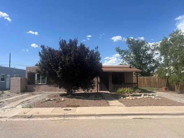 703 Lovers Ln, Alamogordo, NM 88310