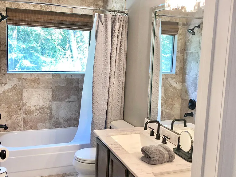 Upstairs secondary full bath