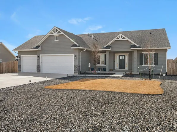 671 N Snyder Dr, Pueblo West, CO 81007