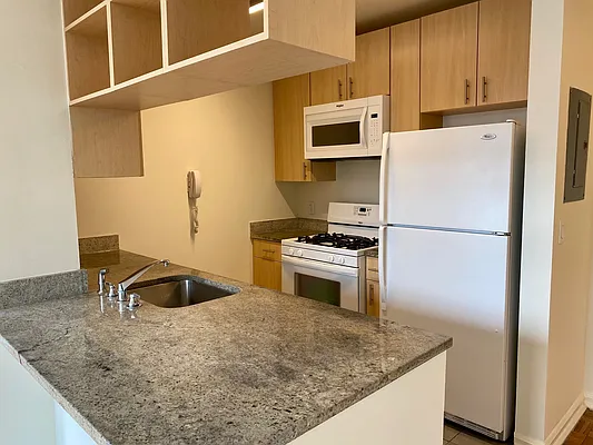 Rented by AvalonBay Communities (Manual) | media 14