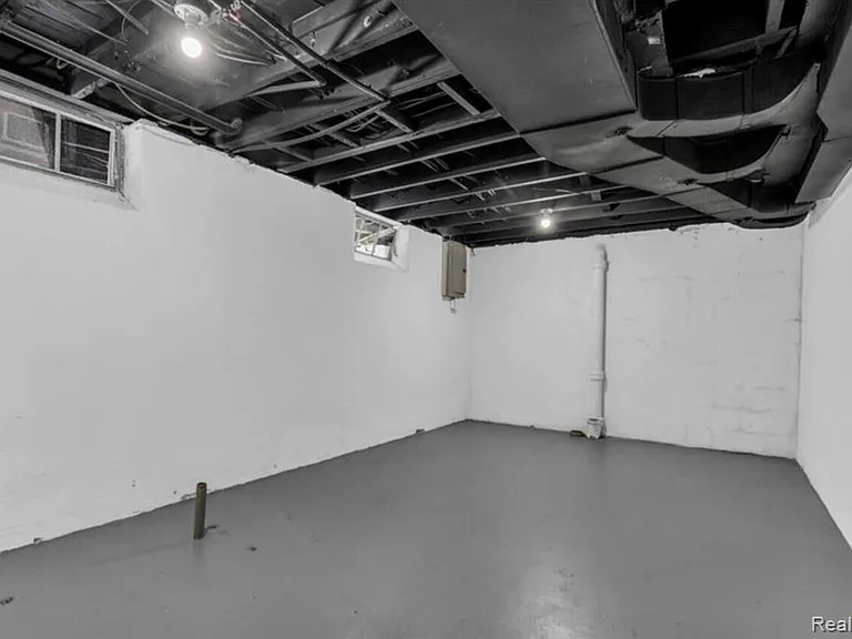 4000 Tyler St — Photo 30