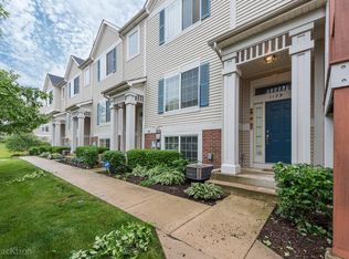 112 Enclave Cir UNIT E, Bolingbrook, IL 60440