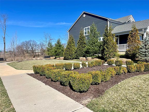 3rd image of 2496 Viola Gill Ln