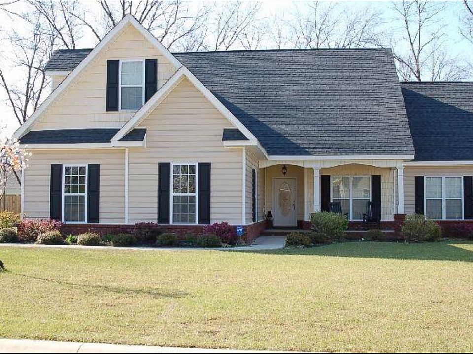 1st image of 207 Candler Dr