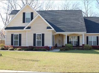 207 Candler Dr, Kathleen, GA 31047