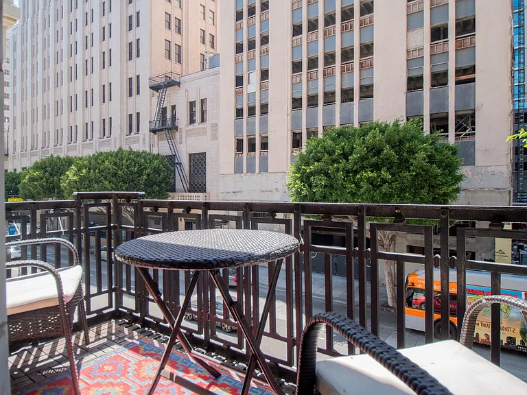 416 S Spring St #205 — Photo 8