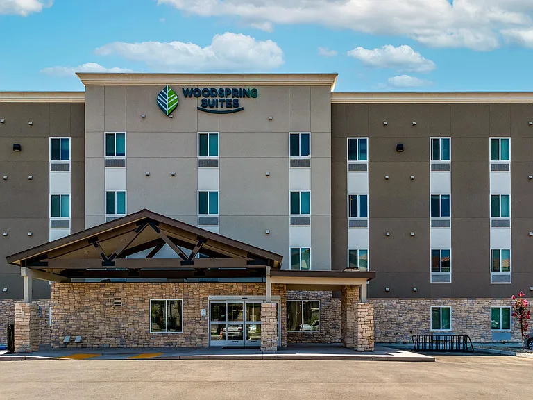 Woodspring Suites — Photo 3
