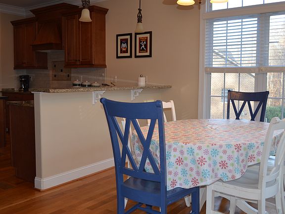 Eat In kitchen
