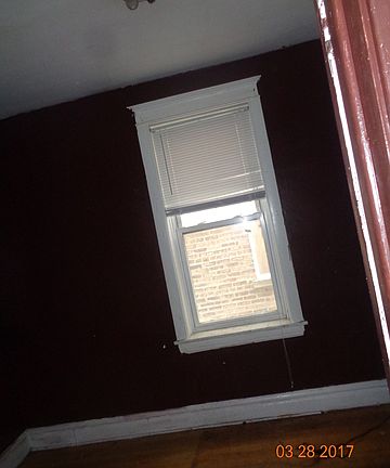 5th image of 4235 W 21st St