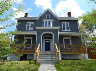 109 N Main St, Florida, NY 10921